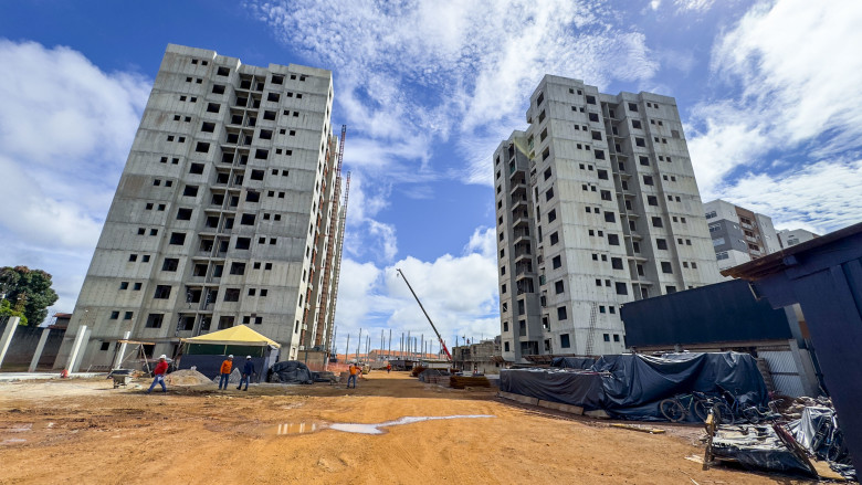 Prefeitura amplia serviços de regularização e fiscalização de obras e reformas na cidade
