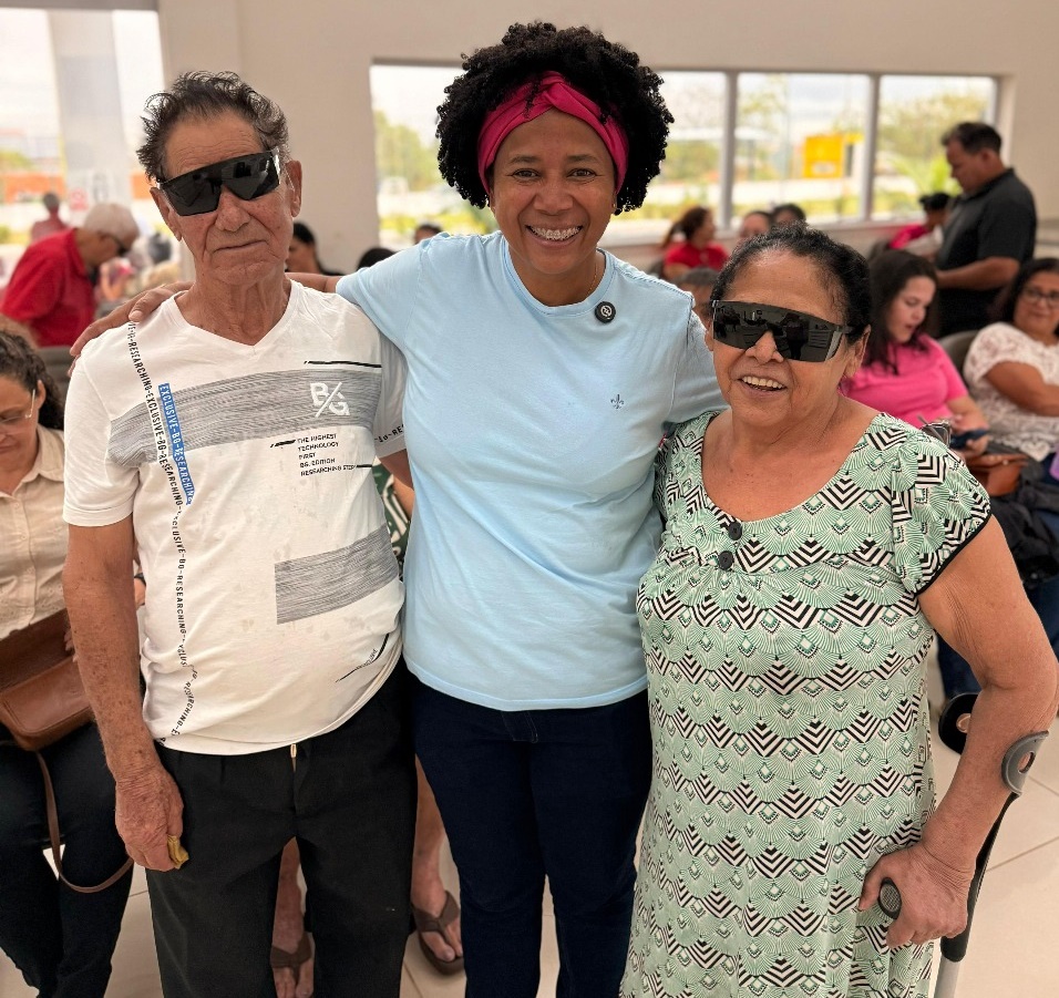 Deputada Sílvia Cristina comemora as 5.600 cirurgias de catarata, realizadas no Olhar de Amor