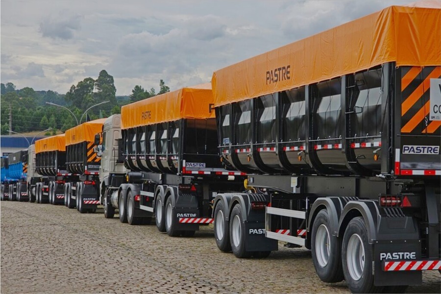 Operação Cidade Limpa já tirou das ruas 88 mil toneladas de resíduos, o peso de 88 mil carros