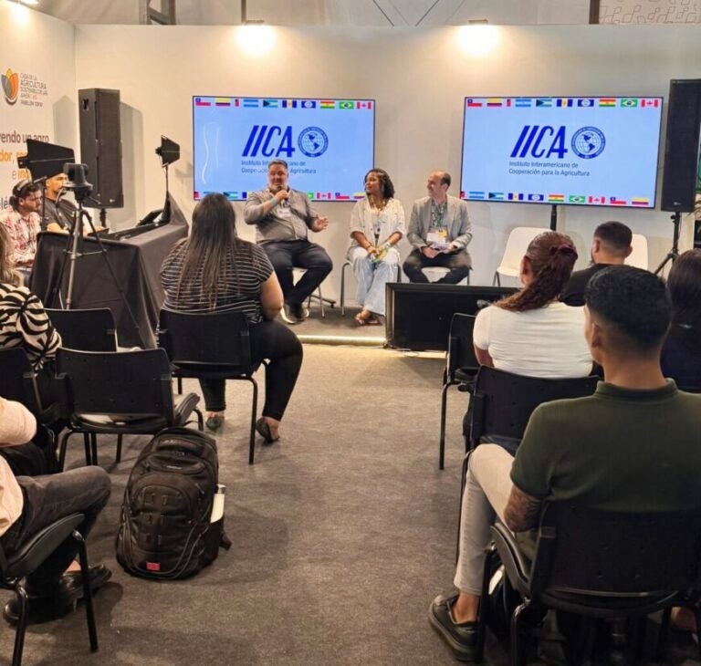 Governo de RO destaca manejo sustentável do pirarucu durante painel da COP30