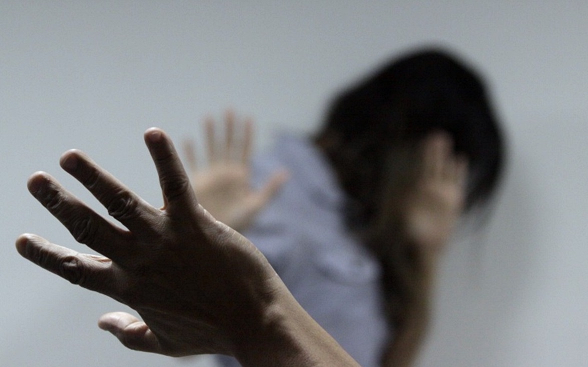 Jovem de 25 anos é preso por agredir e ameaçar sua ex-companheira