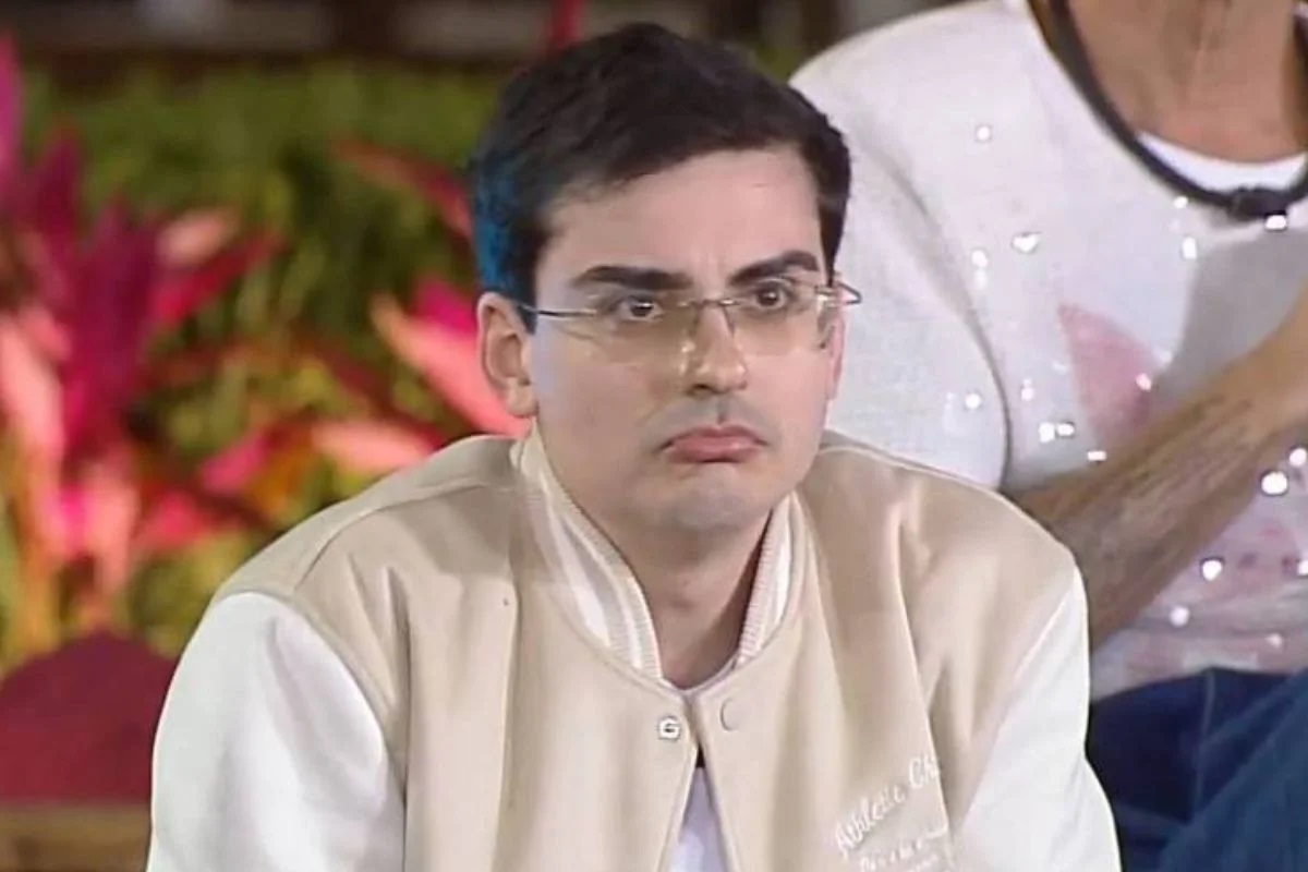 Confinado em A Fazenda, Dudu Camargo é condenado na Justiça após acidente de trânsito
