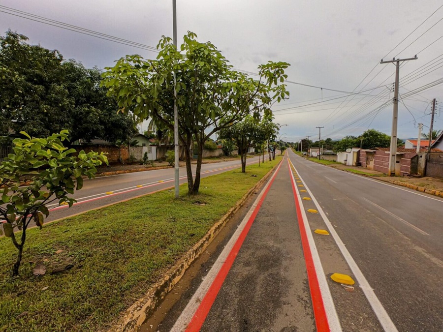 Construção de pista de caminhada na RO-010 reforça segurança e mobilidade em Mirante da Serra