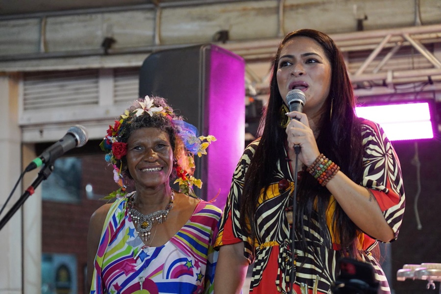 Sarau transforma o Mercado Cultural em palco de luta, memória e identidade