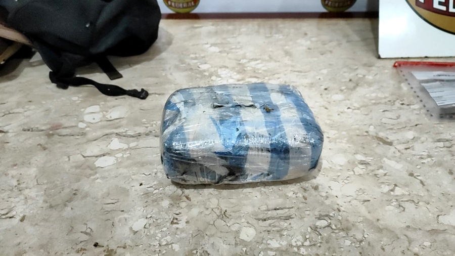 Casal é preso com 1kg de maconha durante operação Madeira Mamoré em Rondônia