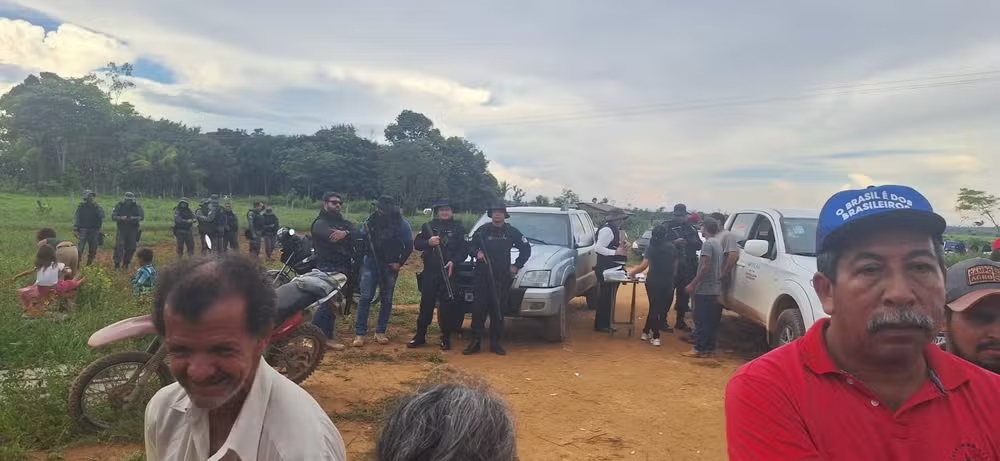 MDA e Incra dizem ter sido 'cercados' pela PM durante reunião com posseiros em RO
