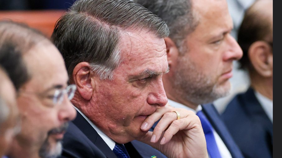 Ex-presidente Jair Bolsonaro e dois réus não recorrem, e processo pode chegar ao fim
