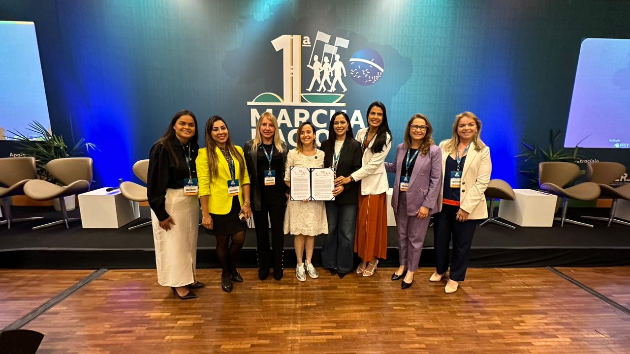 Ieda Chaves participa de encontro nacional que articula pauta feminina no Legislativo
