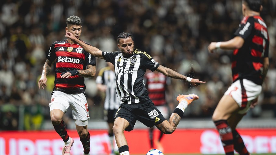 Jornal europeu rasga elogios ao Flamengo após empate com o Galo
