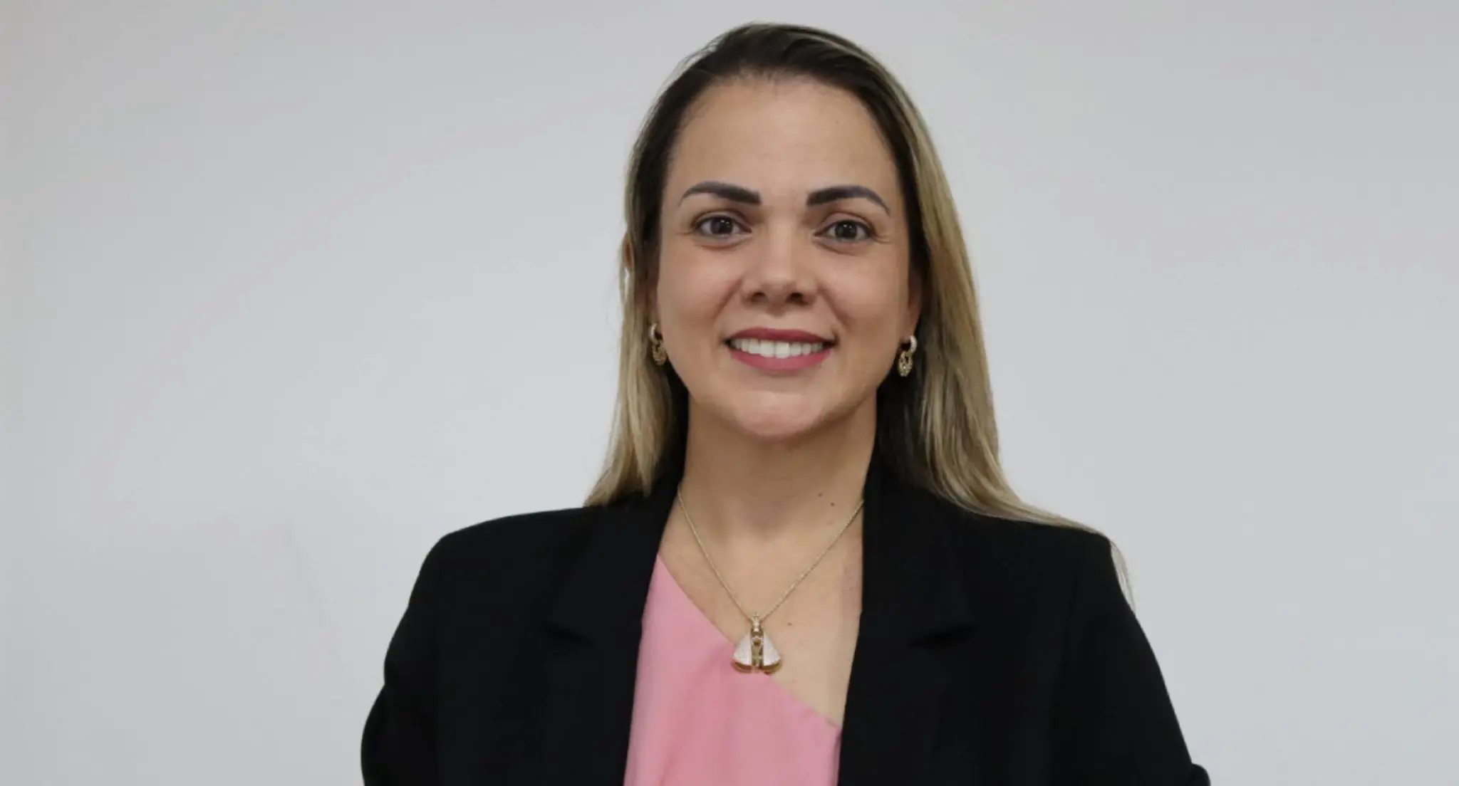 Cláudia de Jesus destaca importância da lei que dispensa perícia do INSS para doenças irreversíveis
