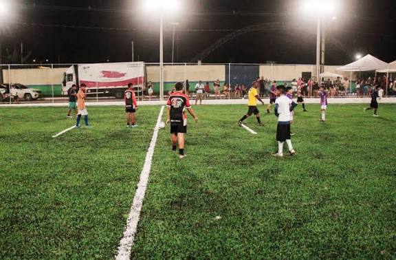 Deputada Lebrinha viabiliza R$ 594 mil para construção de campo society em Teixeirópolis
