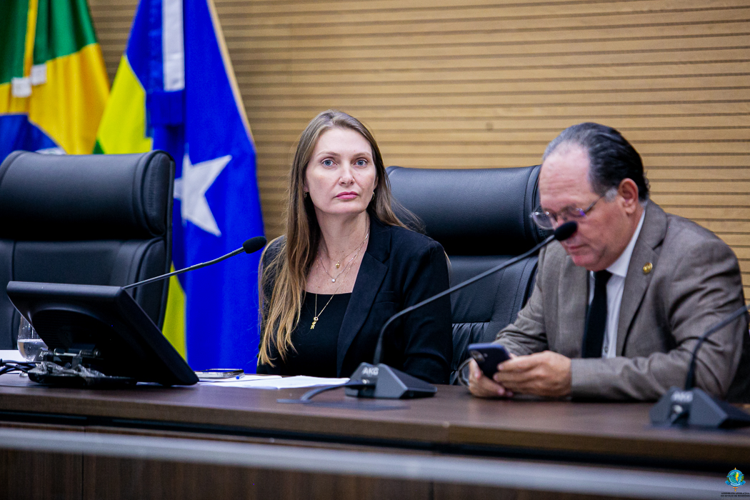 Deputada Gislaine Lebrinha indica reforma e ampliação da EMEIF Monteiro Lobato à Seduc
