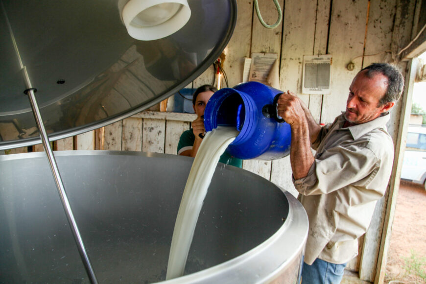 Com apoio de Lebrinha, mães de Cacaulândia são beneficiadas com o Projeto Leite na Mesa
