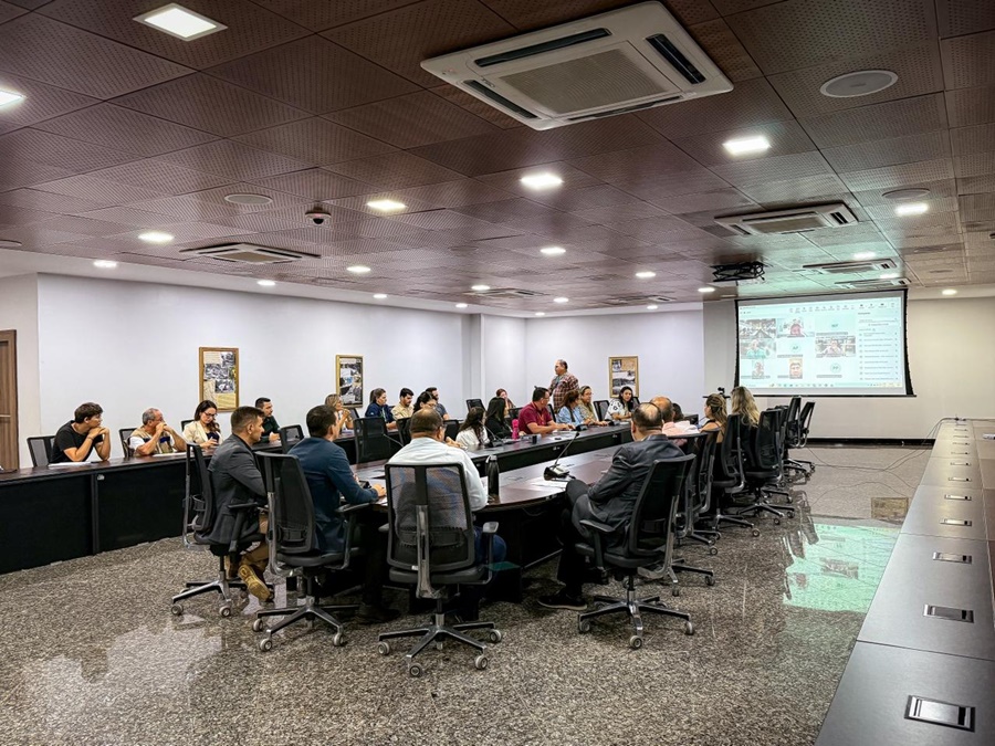 Reunião do Neifro discute integração e desenvolvimento na faixa de fronteira 