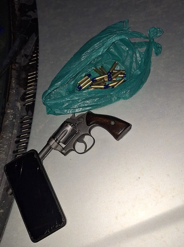 Polícia Militar apreende arma sem identificação durante operação em Rio Crespo