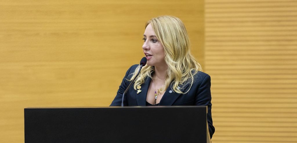 Ieda Chaves busca apoio da Sesau para destinar ambulância tipo C para Itapuã do Oeste
