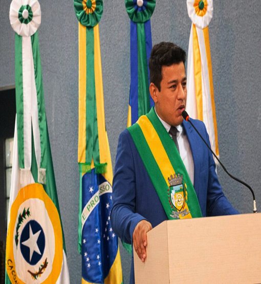 Suposta fraude em consignados joga sombra sobre ascensão de Fúria