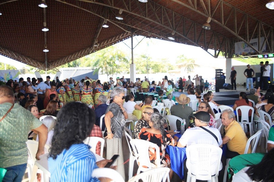 Prefeitura encerra Jogos Municipais da Terceira Idade com eleição de Miss e Mister