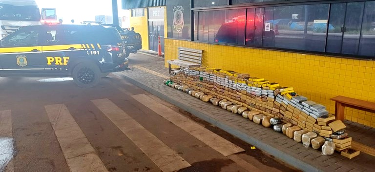 PRF em Rondônia apreende mais de 500 quilos de entorpecentes em caminhão