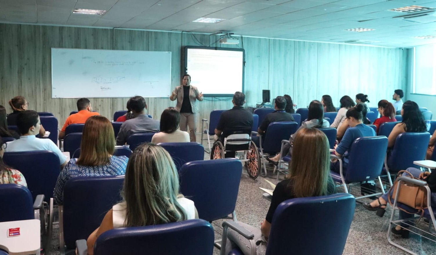 Alan Queiroz solicita realização de curso de oratória para comunidade do município de Pimenta Bueno
