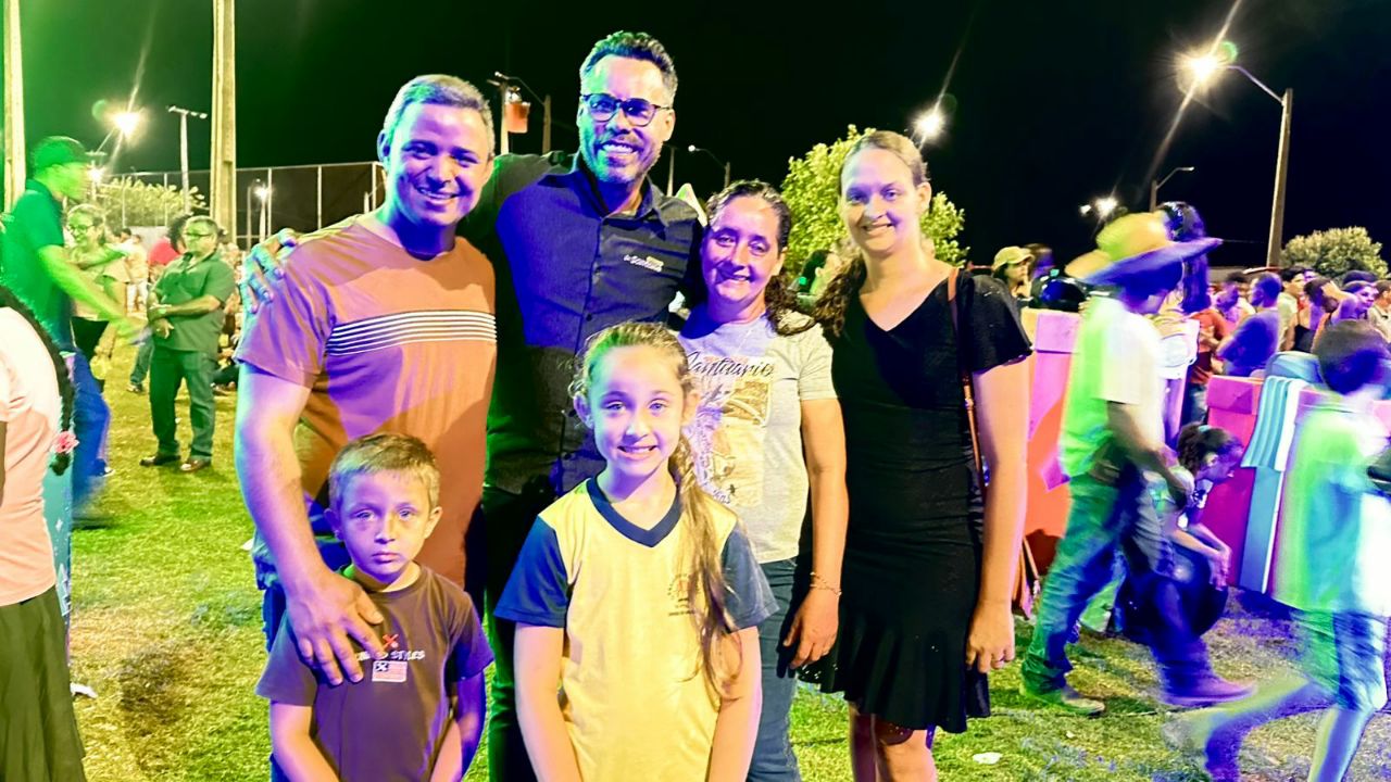 Vereador Dr. Santana prestigia 26º aniversário de União Bandeirantes apoia emancipação