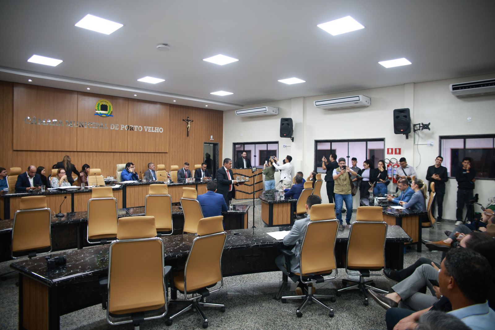 Pesca artesanal ganha novo impulso com aprovação de política municipal
