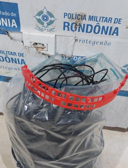 Polícia Militar flagra tentativa de furto de energia e detém seis suspeitos na capital
