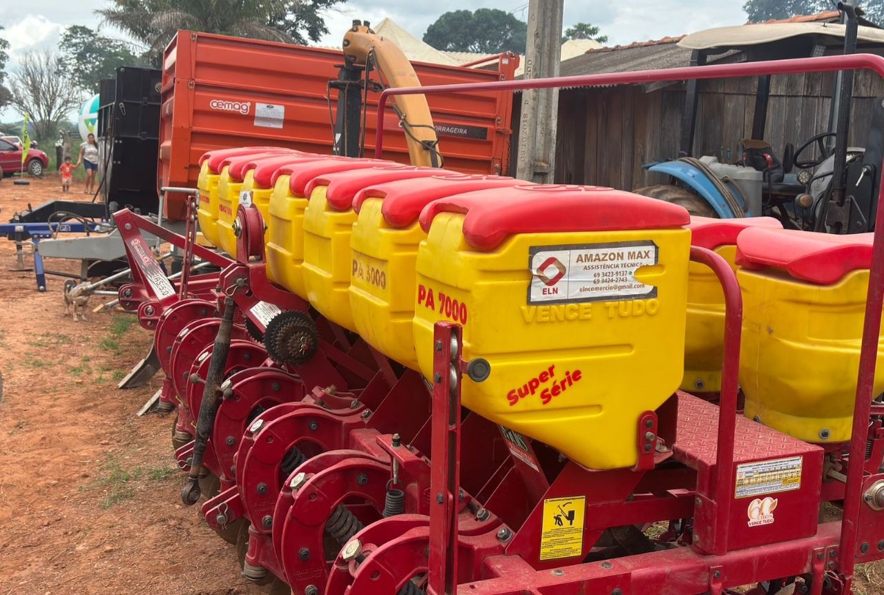 Alan Queiroz fortalece agricultura de Mirante da Serra com mais de R$ 525 mil em investimentos

