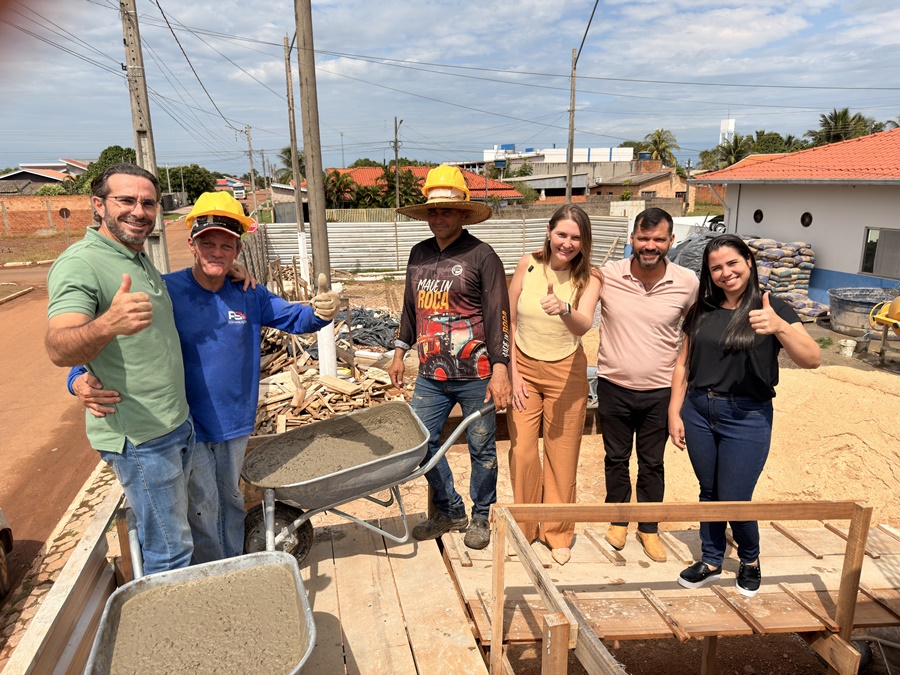 Deputada Lebrinha verifica execução da ampliação do Hospital Regional em São Francisco