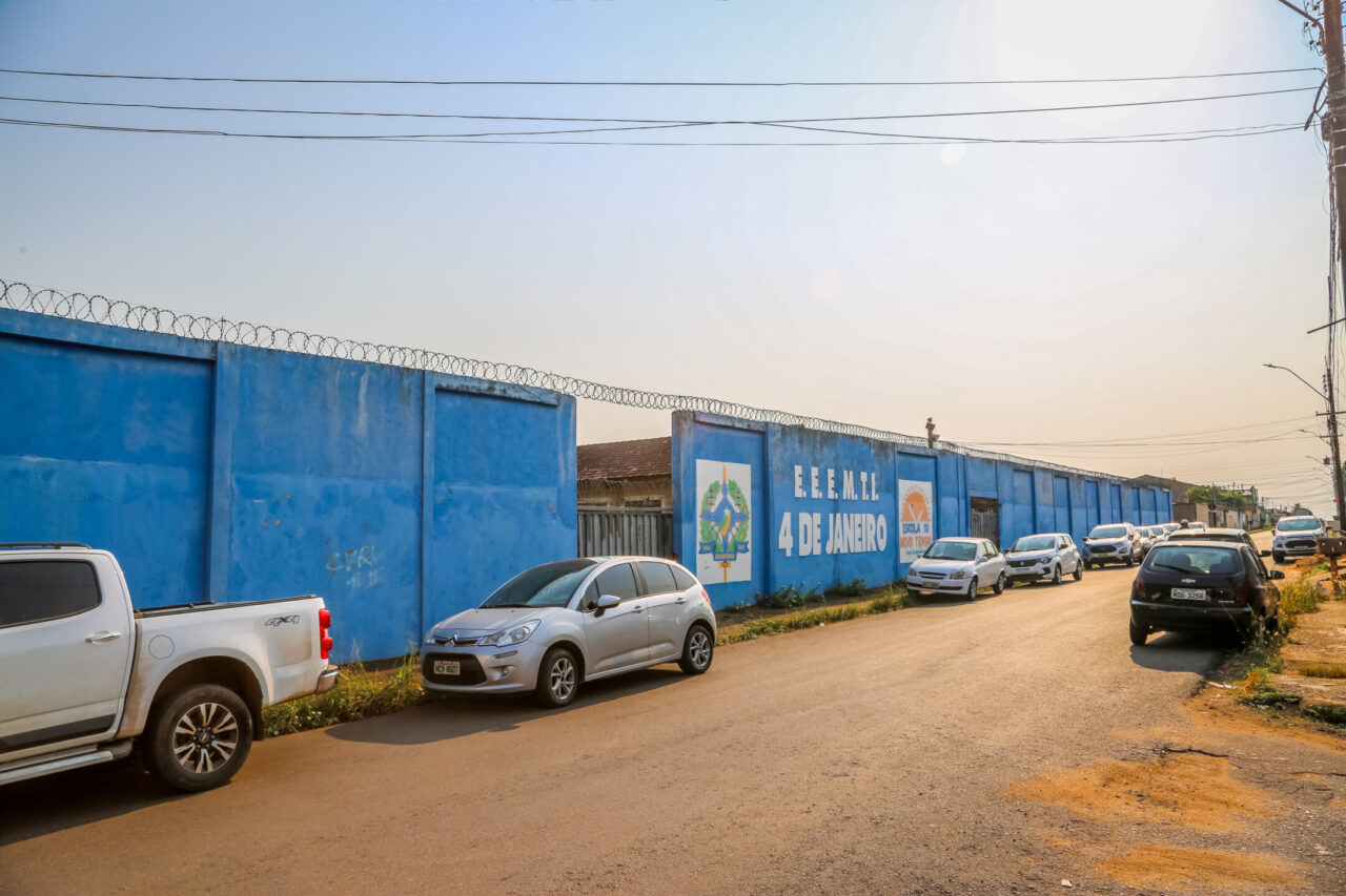 Motivo de vergonha, escolas fechadas arranham gestão Marcos Rocha