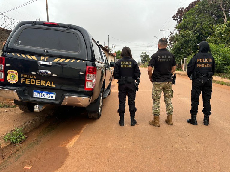 PF deflagra operação contra falso policial e uso indevido de símbolos da instituição