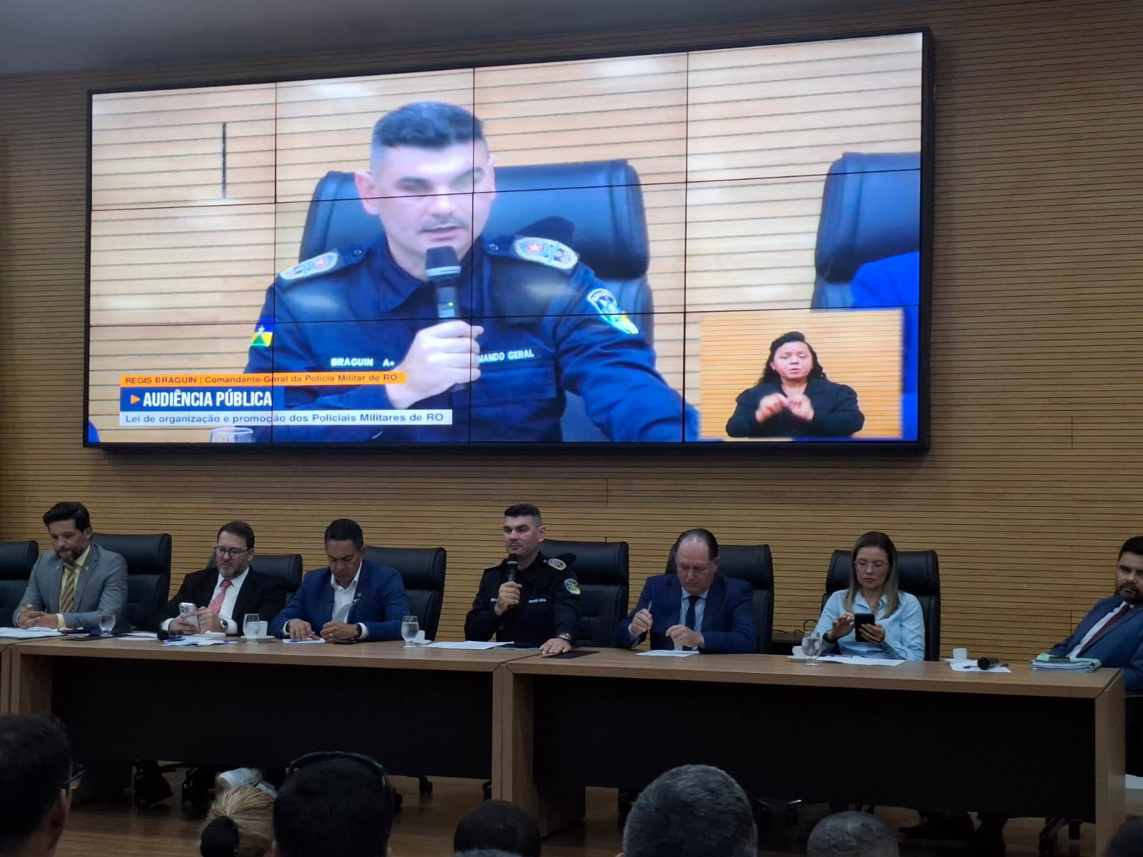 Vereador leva “passa fora” após atacar honra do comandante da PM/RO 