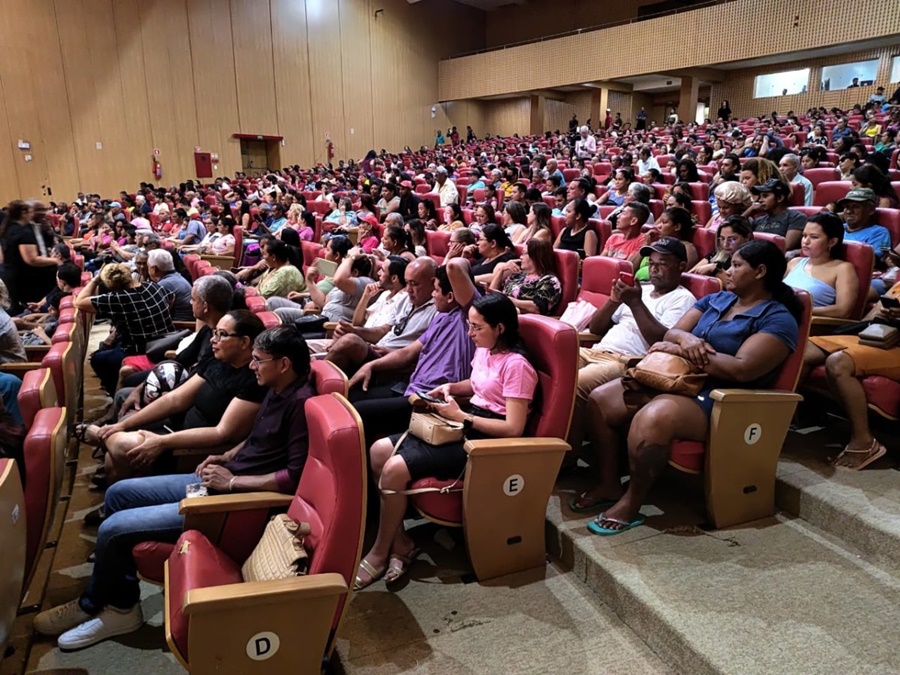 Regularização fundiária avança com entrega de mais de 350 títulos definitivos