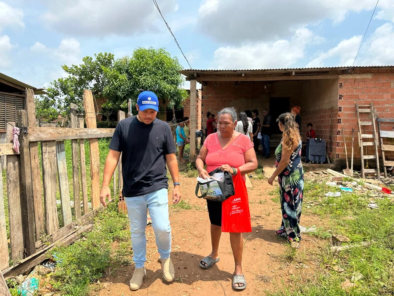 Vereador Zé Paroca realiza reunião com comunidade no bairro Três Marias 