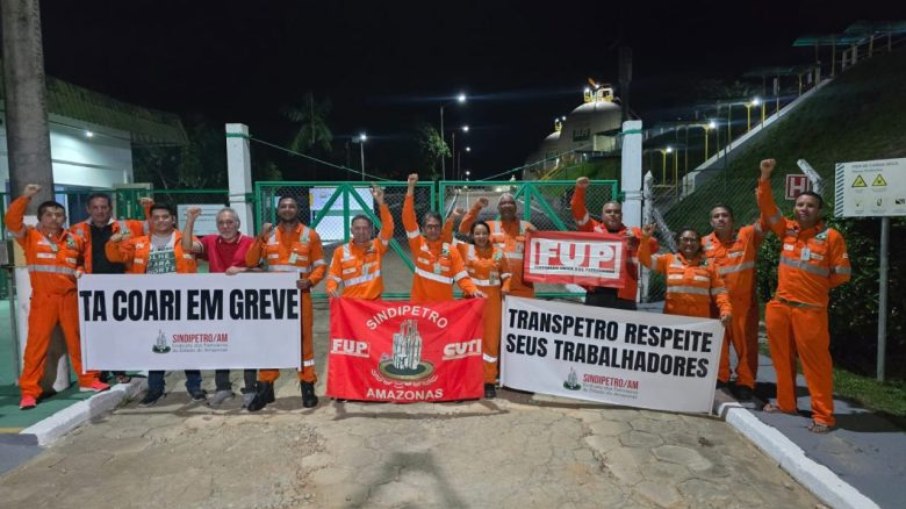 Petroleiros iniciam greve geral no país por tempo indeterminado nesta segunda-feira, 15
