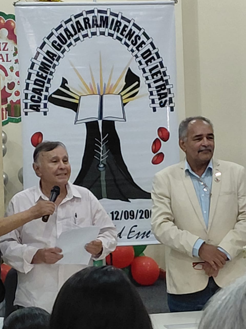 O Dia na História - compilação do jornalista Lúcio Albuquerque