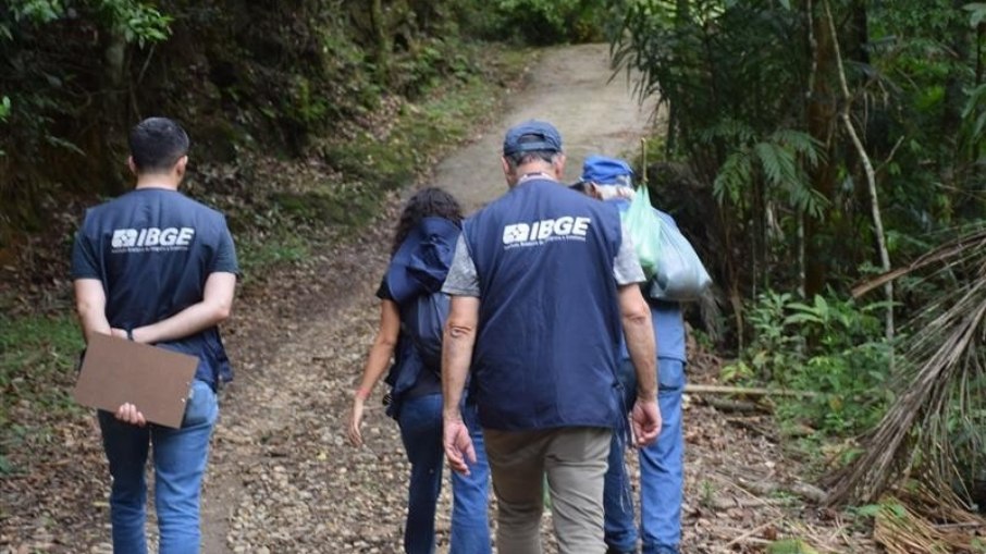 Governo autoriza contratar 39 mil temporários para censos do IBGE
