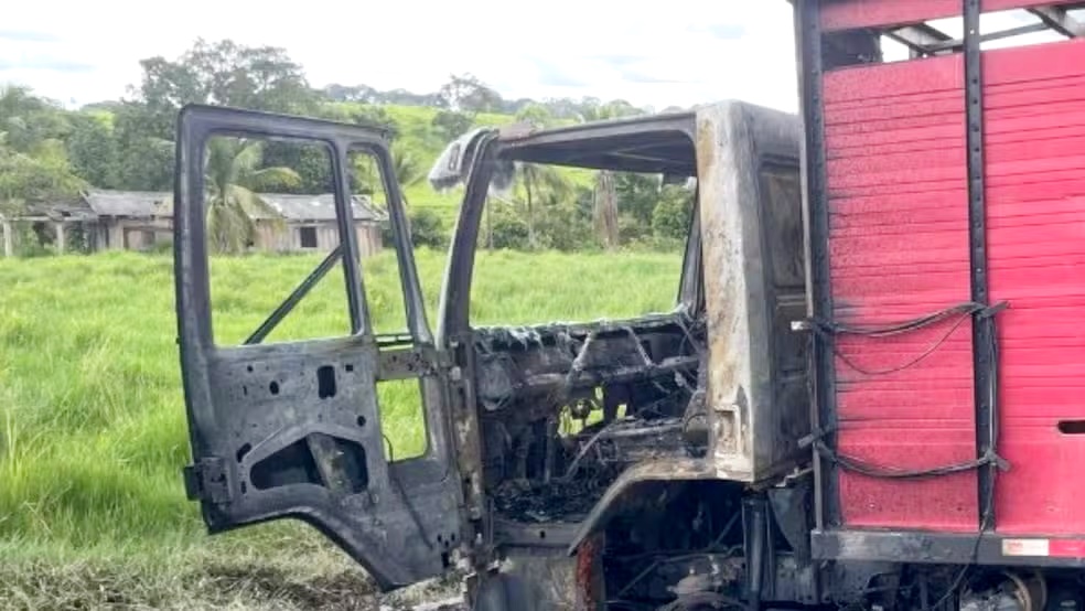 Idoso morre após sofrer descarga elétrica durante transporte de gado em RO