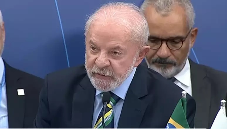 No Mercosul, Lula chama ameaça de guerra dos EUA à Venezuela de 'catástrofe humanitária'