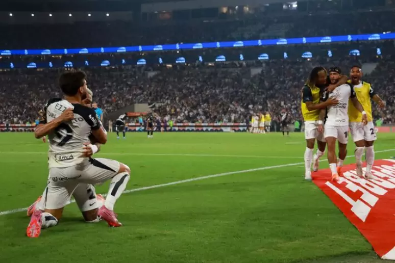 Após título, Corinthians fará festa gratuita para 50 mil pessoas em Itaquera