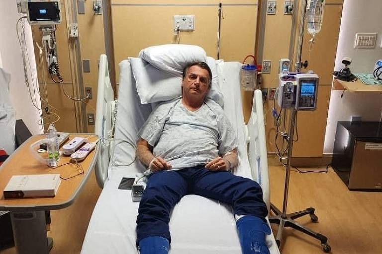 Bolsonaro é transferido da PF e internado em hospital para cirurgia de remoção de hérnia
