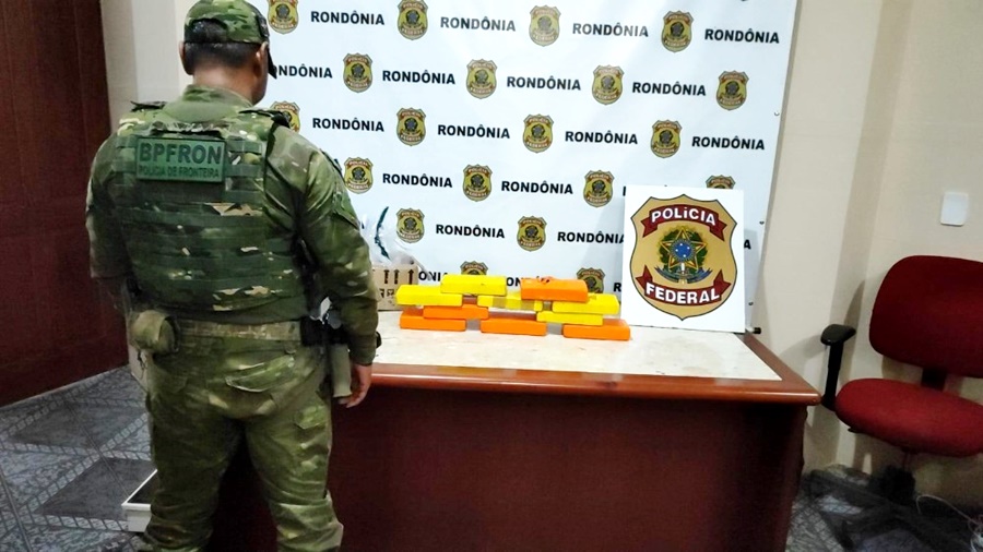 10 tabletes de cocaína são apreendidos durante operação Madeira-Mamoré em RO