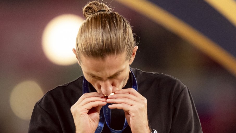 Flamengo anuncia renovação do técnico Filipe Luís até o final de 2027
