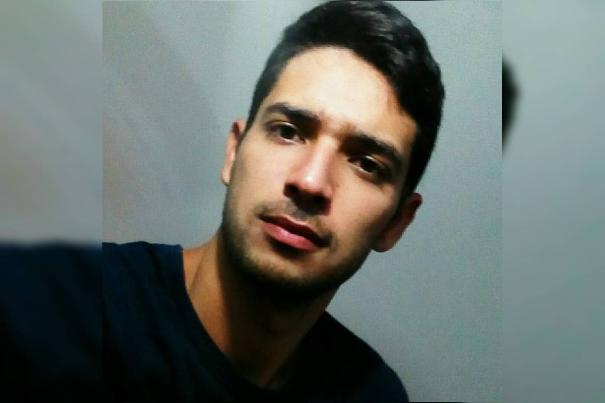 Professor teria sido morto em emboscada por homem que conheceu em aplicativo

