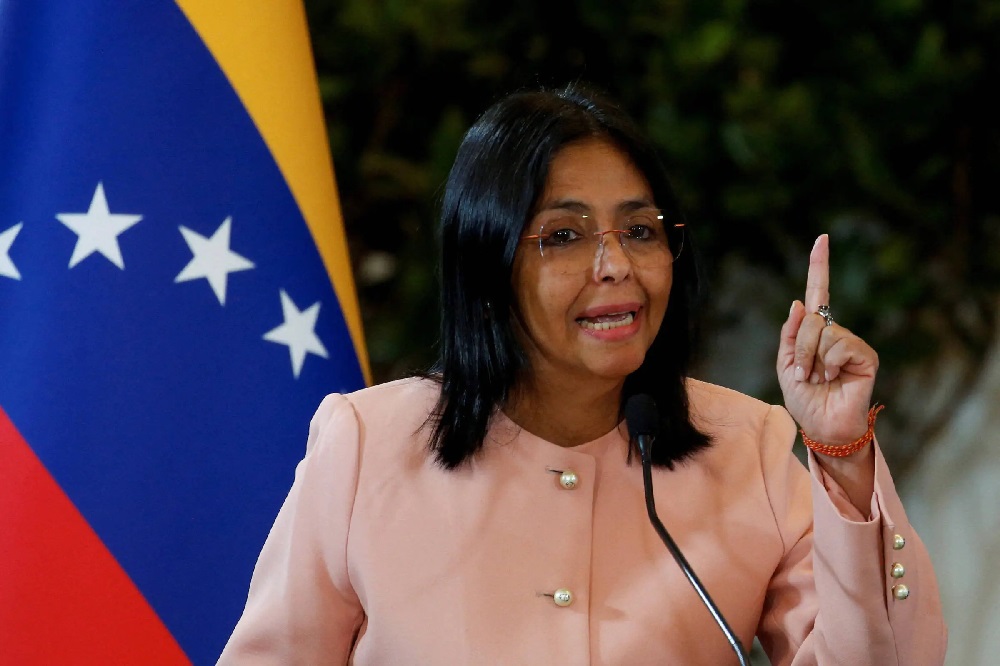 Vice de Maduro, Delcy Rodríguez toma posse como presidente interina da Venezuela
