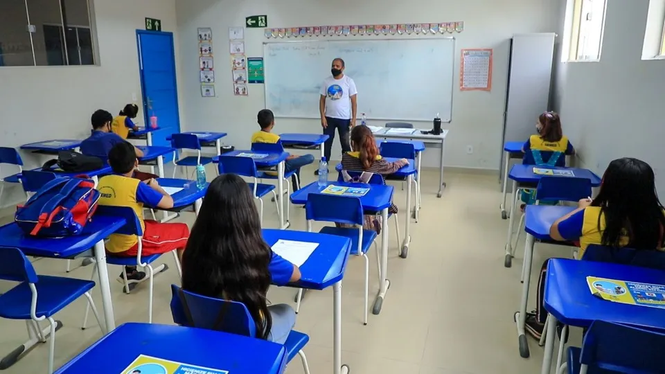 Mais de 2 mil candidatos disputam 165 vagas no PSS da educação em Porto Velho
