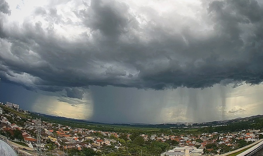 Chuva e trovoadas devem marcar a sexta-feira em Porto Velho