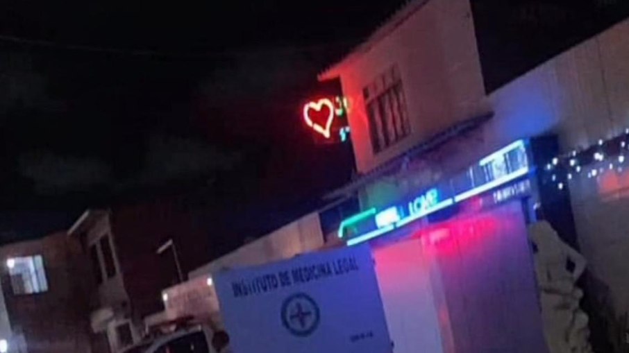 Mulher é encontrada morta em quarto de motel após passar mal durante relação sexual
