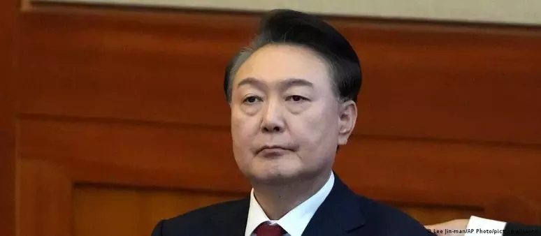 Ex-presidente sul-coreano é condenado a cinco anos de prisão por obstrução da Justiça