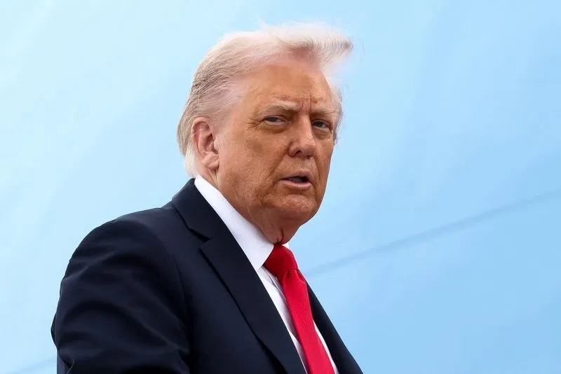 Presidente Donald Trump ameaça tarifar países que se opõem à anexação da Groenlândia
